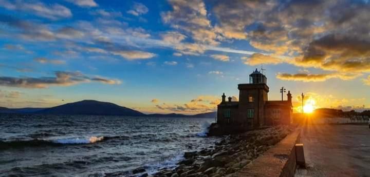 Cozy & Remote Hideaway Gintys Cottage Ross Port Bagian luar foto